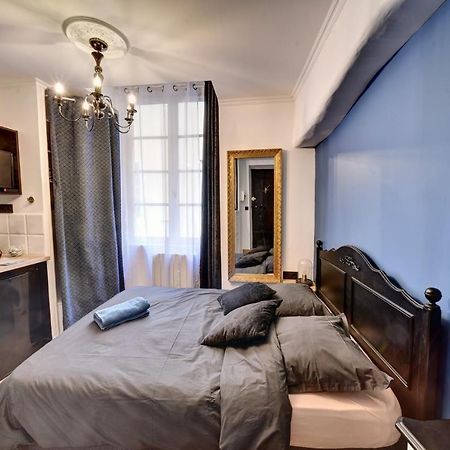 Les Petits Boudoirs De Savoie Apartment ชองเบรี ภายนอก รูปภาพ