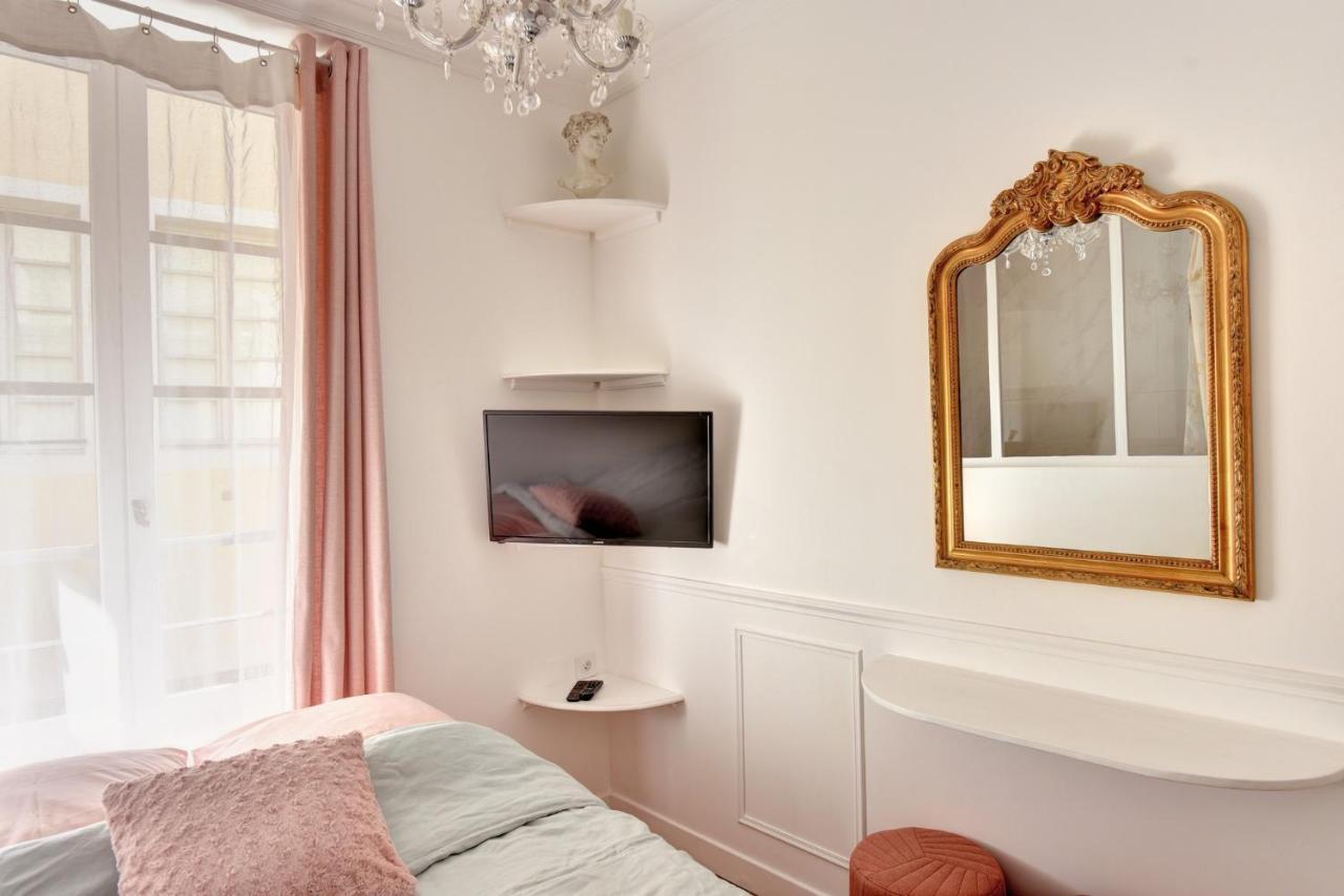 Les Petits Boudoirs De Savoie Apartment ชองเบรี ภายนอก รูปภาพ