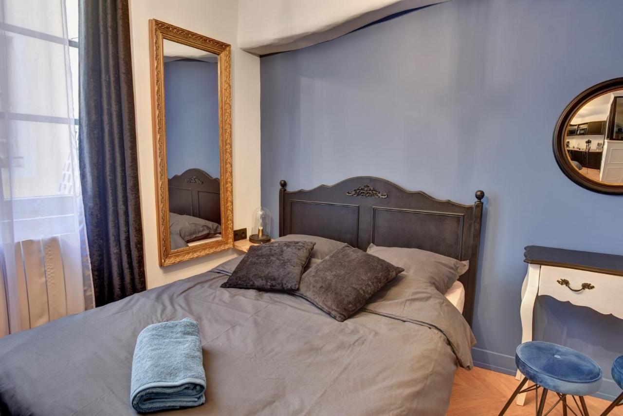 Les Petits Boudoirs De Savoie Apartment ชองเบรี ภายนอก รูปภาพ